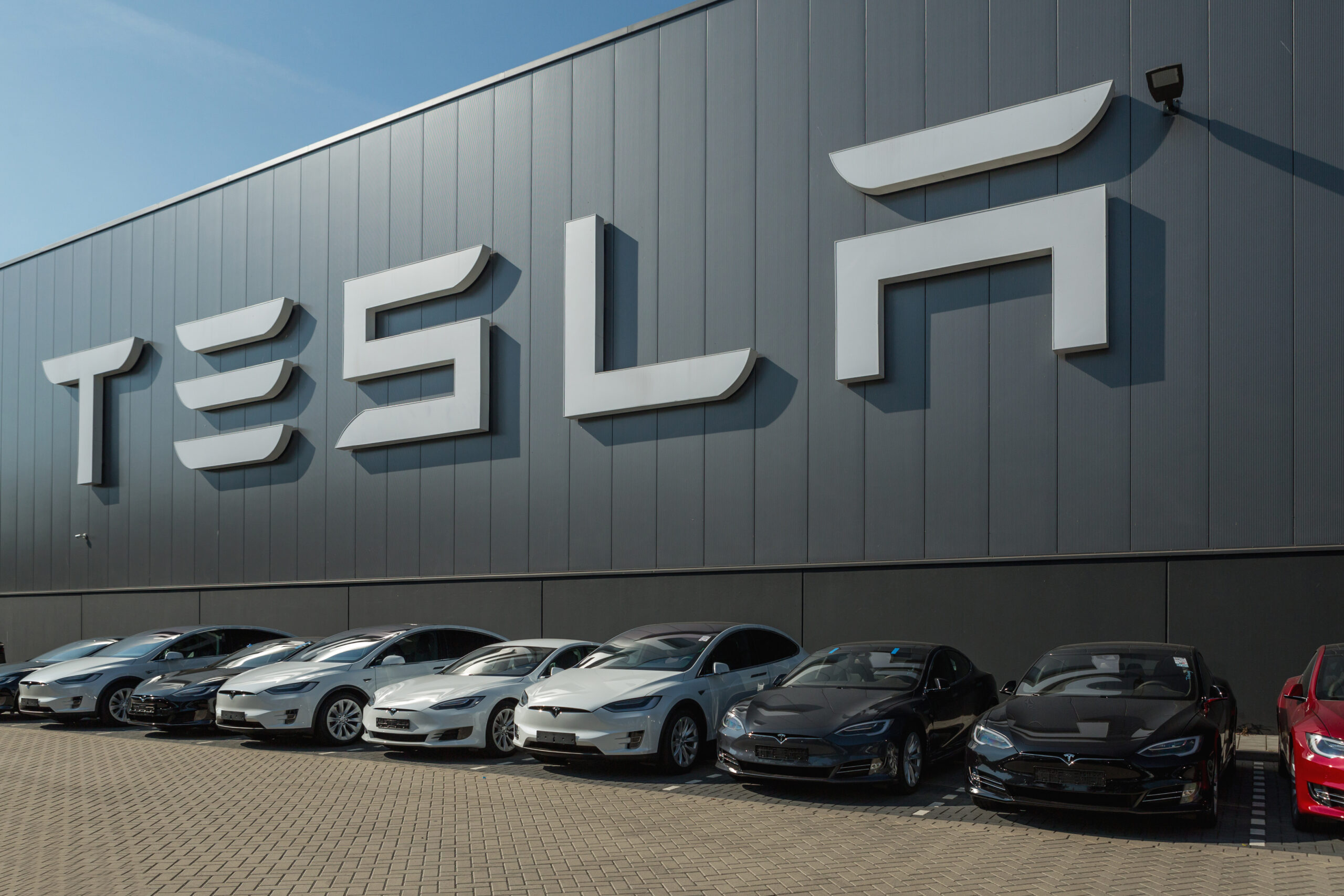 Tesla Stock Predictions Tomorrow - 473gxx0